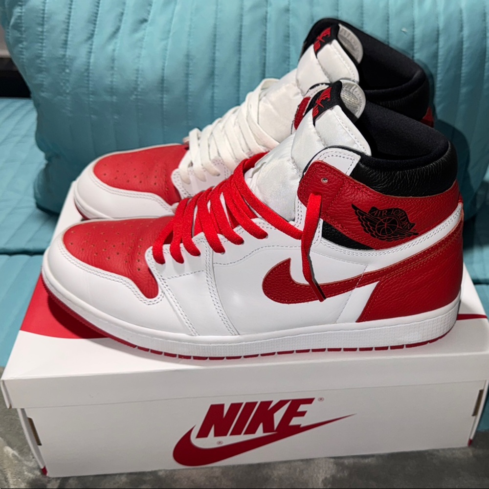 Nike Air Jordan 1 Retro High OG - size 14m